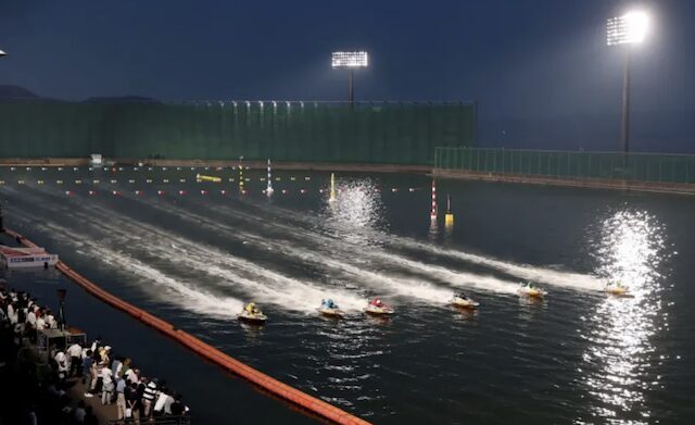 大村競艇のナイターレースの画像